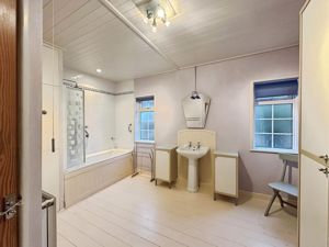 Photo 2- click for photo gallery